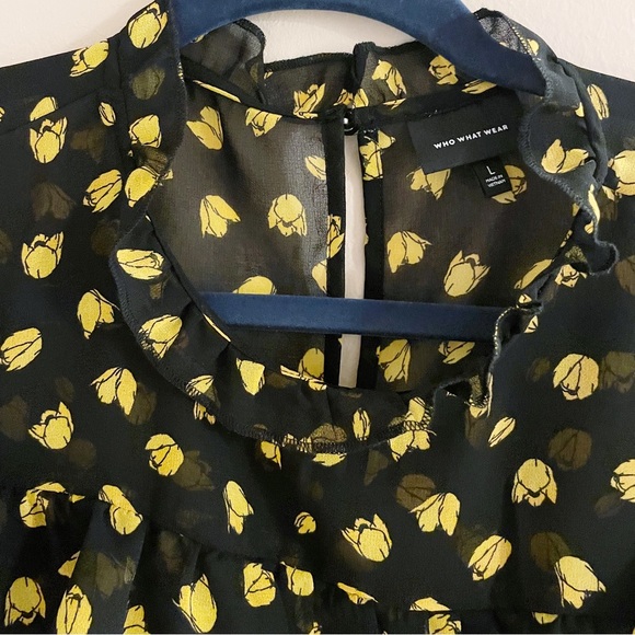 💲🔻 WHO WHAT WEAR • Target Sheer Ruffled Blouse NEVER WORN - Picture 3 of 3